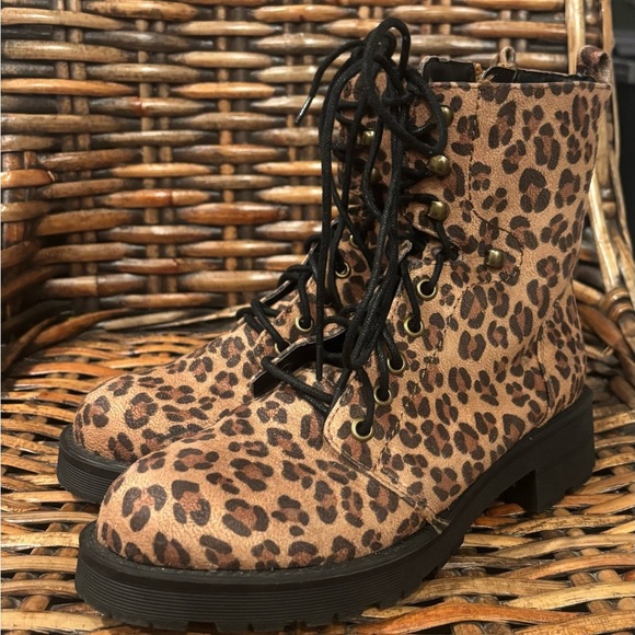 MIA Shoes - MIA Mika Leopard Print Combat Boots in size 7.5 great condition!